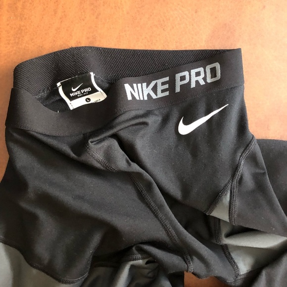 Running pants - Picture 3 of 3